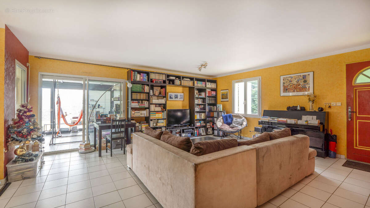 Maison à VOUNEUIL-SOUS-BIARD