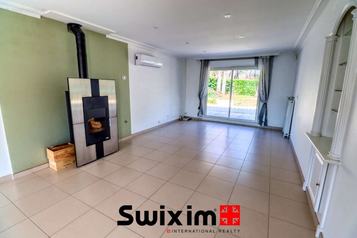 Maison à LE HAILLAN