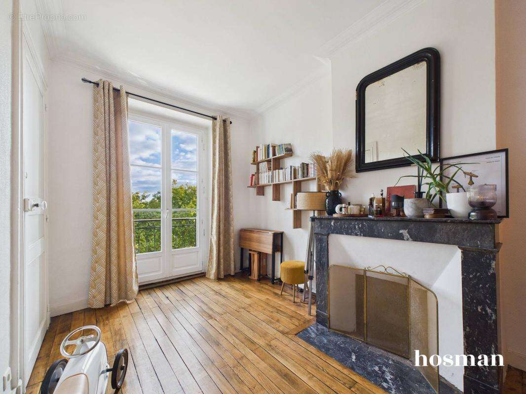 Ravissant T3 de 81,93 m2 - vue Loire - quartier Dobrée à Nantes - photo 3