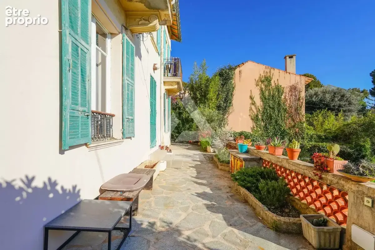 Cap d'ail - maison de ville - centre-ville - photo 3