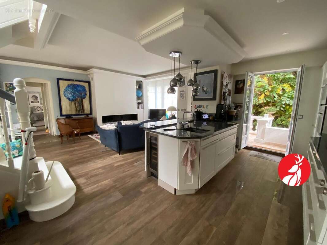 Maison à MILLY-LA-FORET