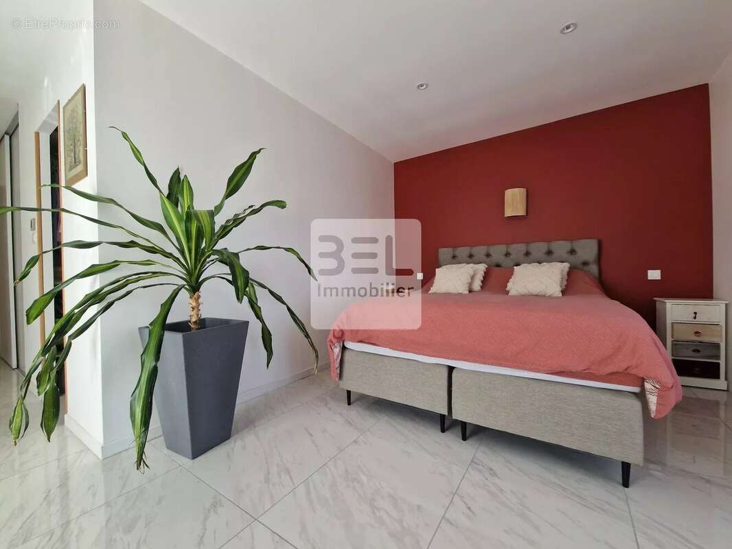 Maison à ROCHEFORT-DU-GARD