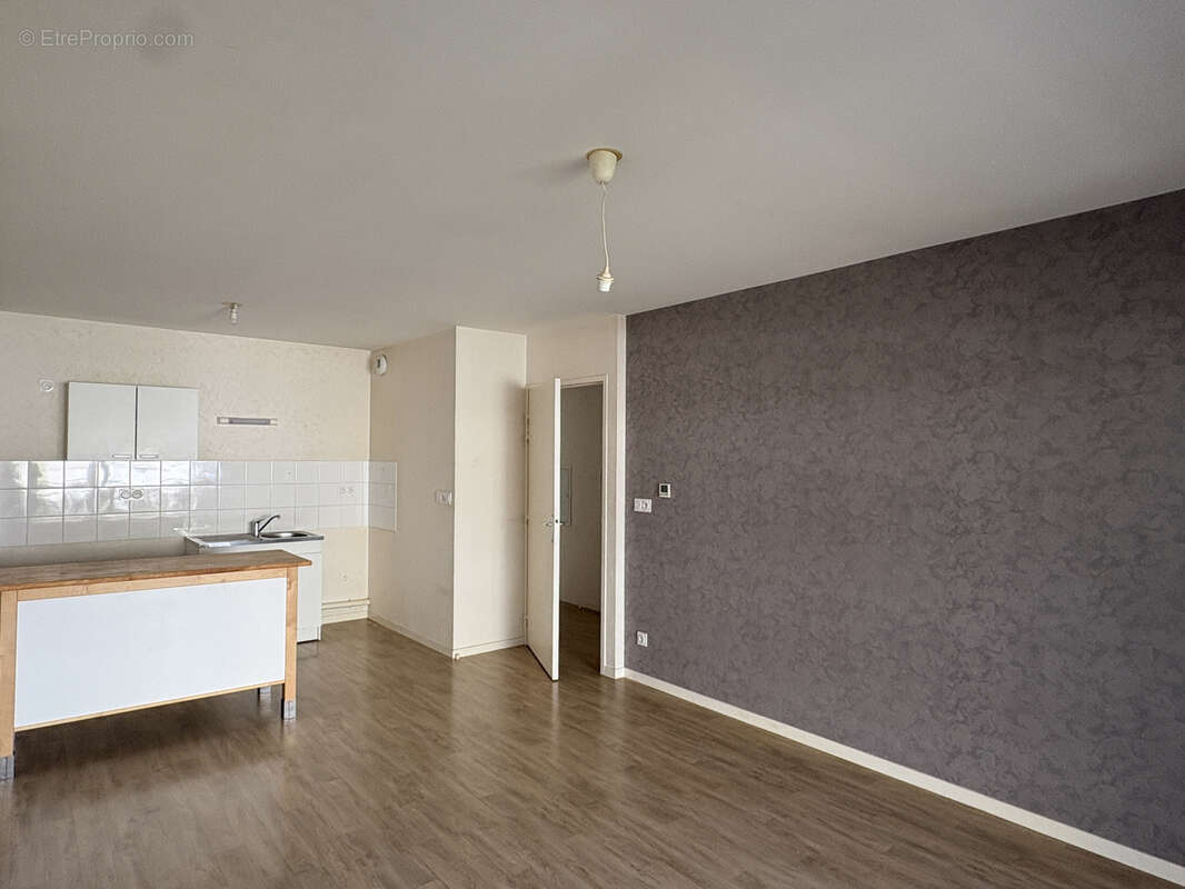 Appartement à LA RICHE