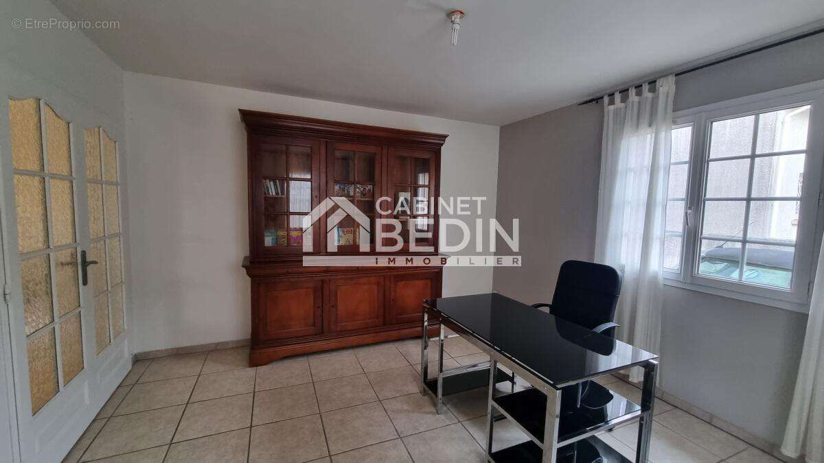 Maison à MONDONVILLE