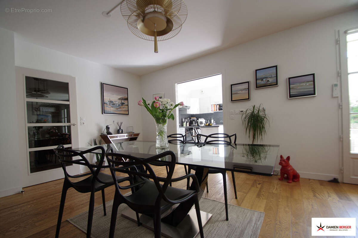 La Rochelle - Vieux port - Appartement T4. - photo 6