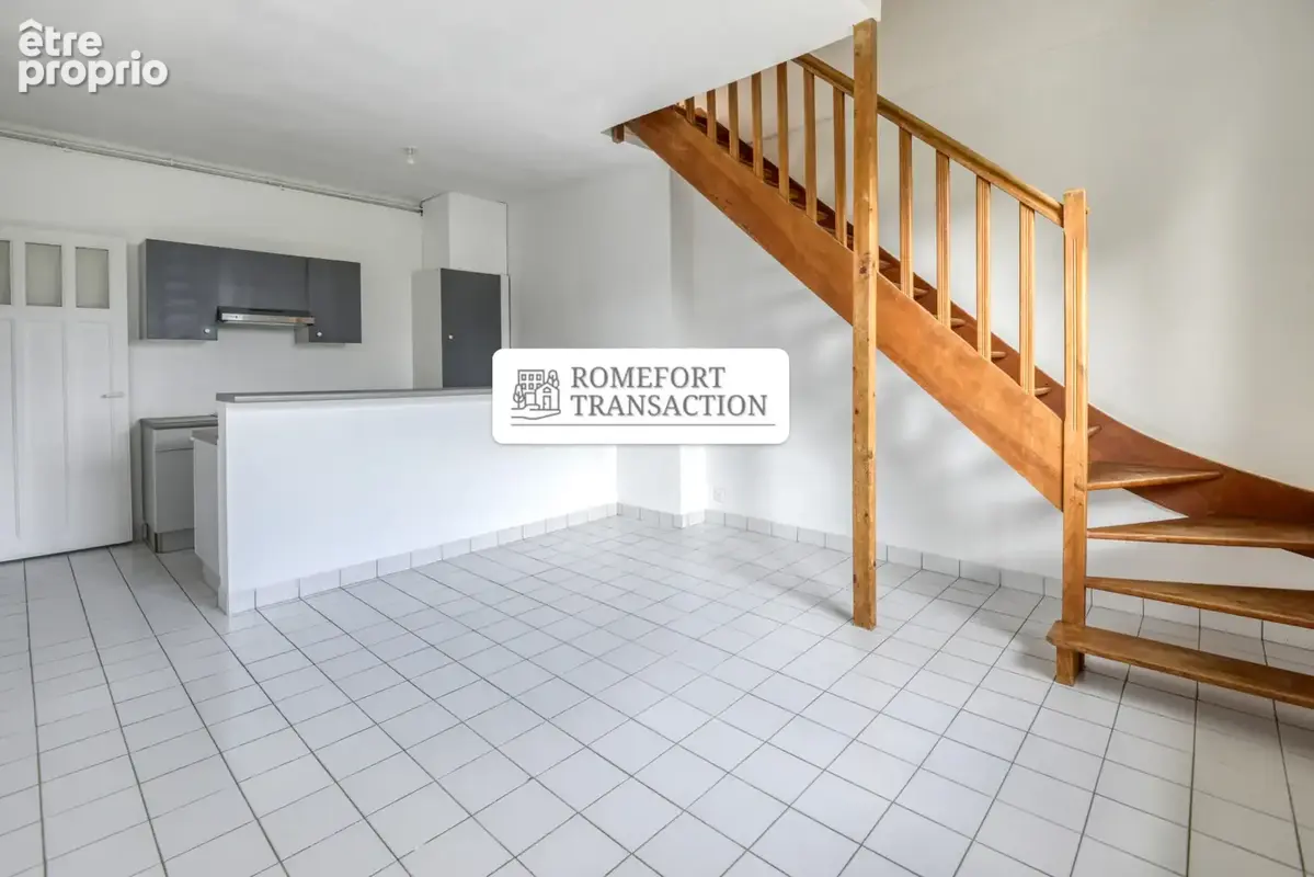 EXCLUSIVITE - NANTES VIARME / HAUTS PAVES - appartement duplex 2 chambres et bureau - photo 2