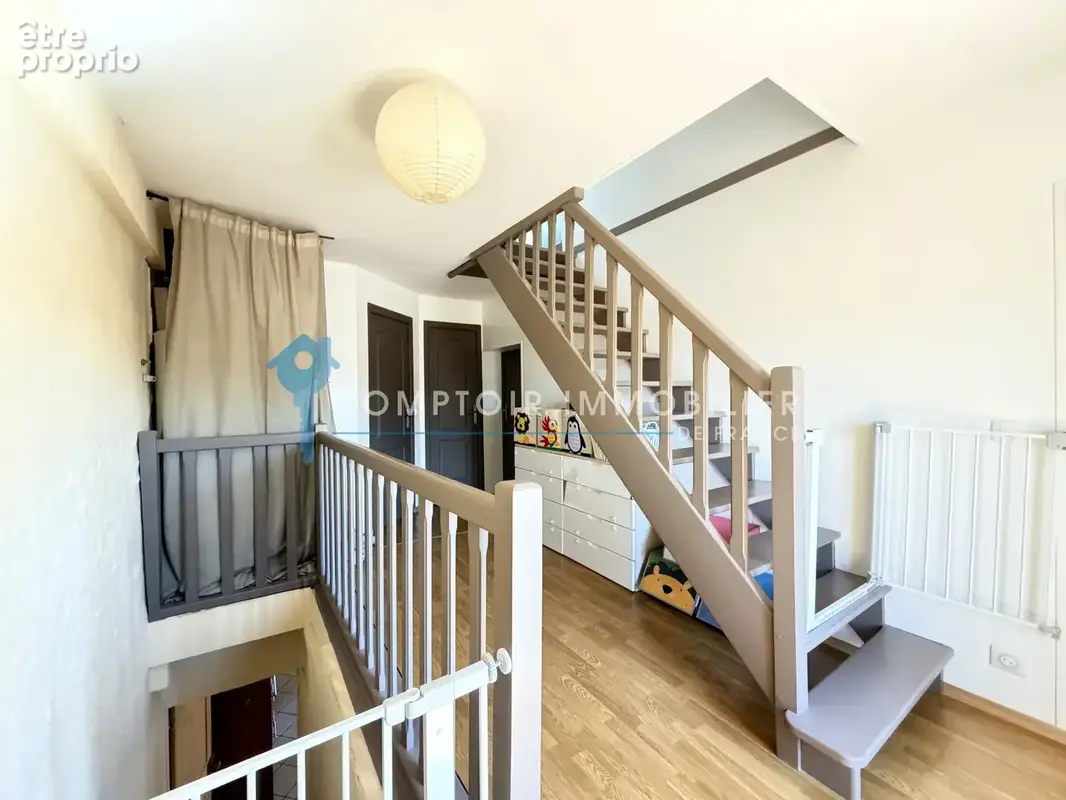 Maison en pierre 112 m2 habitables- 3 chambres- Terrain clos de 334 m2 - photo 8