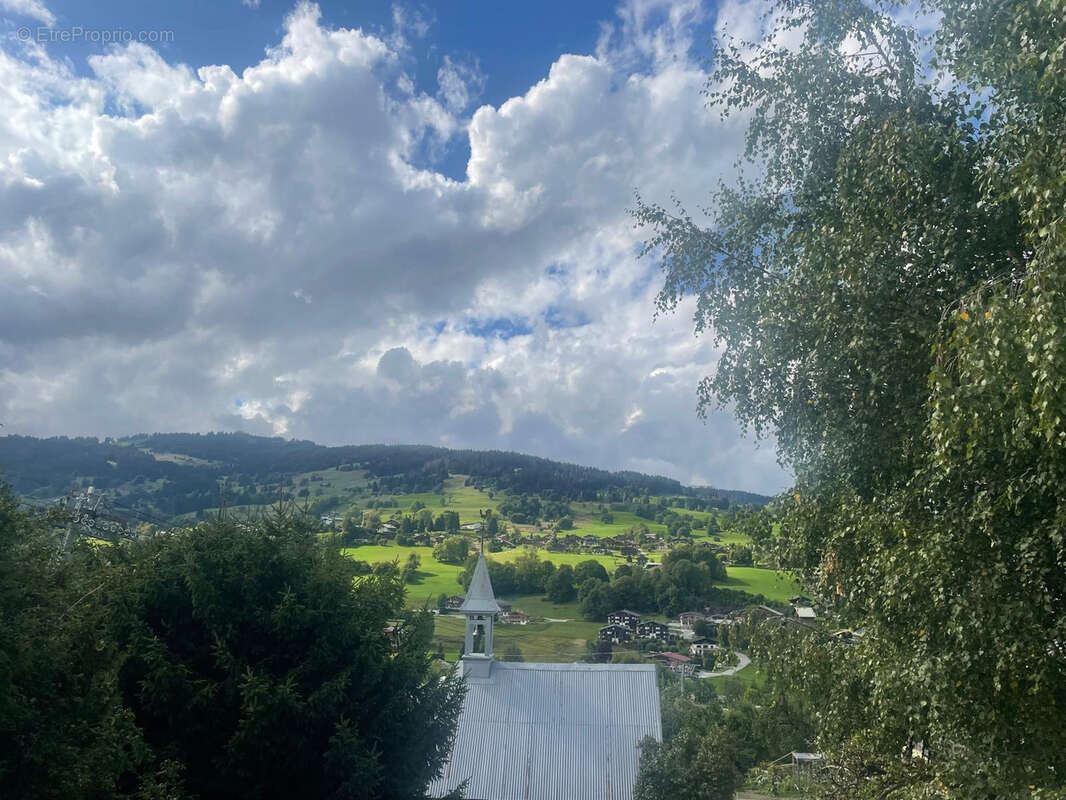 Maison à DEMI-QUARTIER