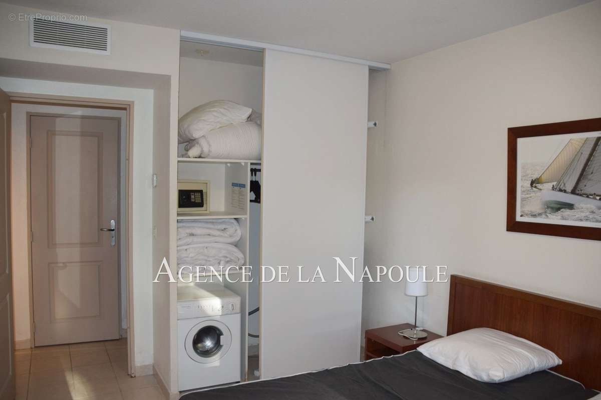 Appartement à MANDELIEU-LA-NAPOULE