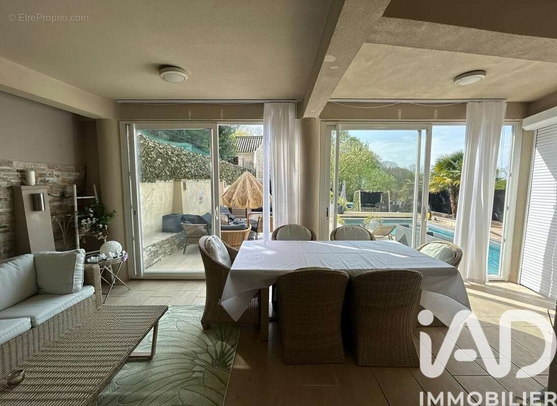 Maison 200 m² à Nerville-La-Foret  - photo 5