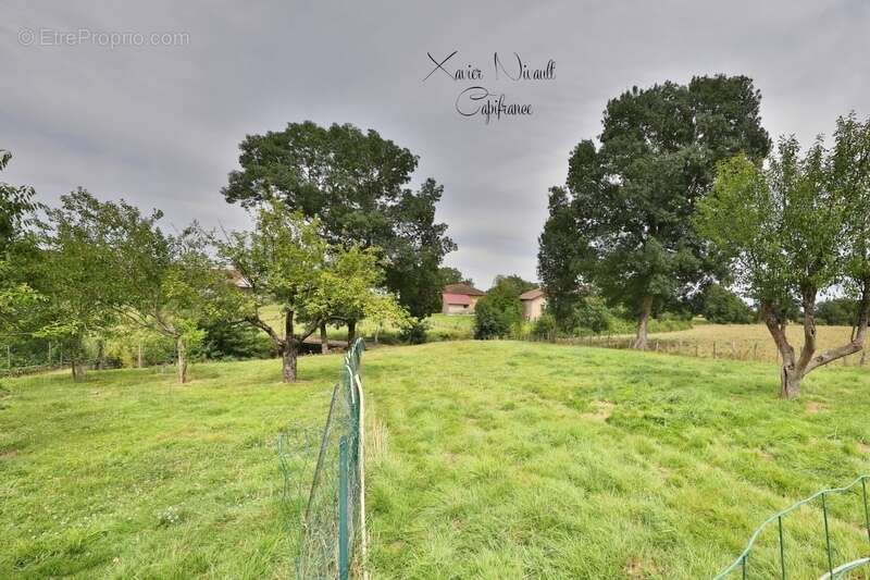 Maison à PONT-DE-VAUX