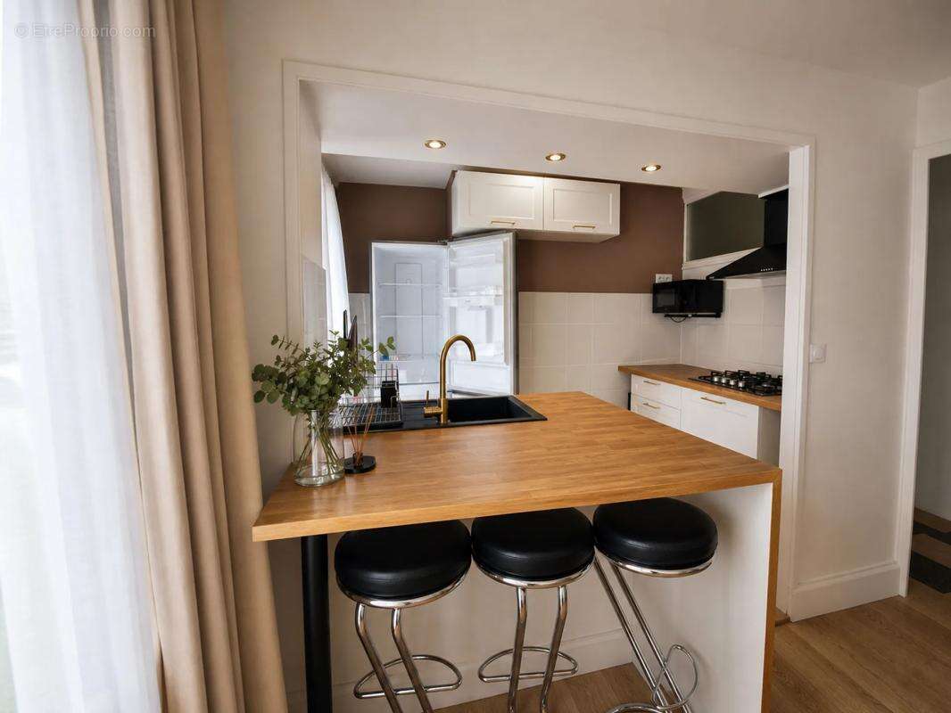 Immeuble de rapport de 130 m² à Poitiers - photo 3