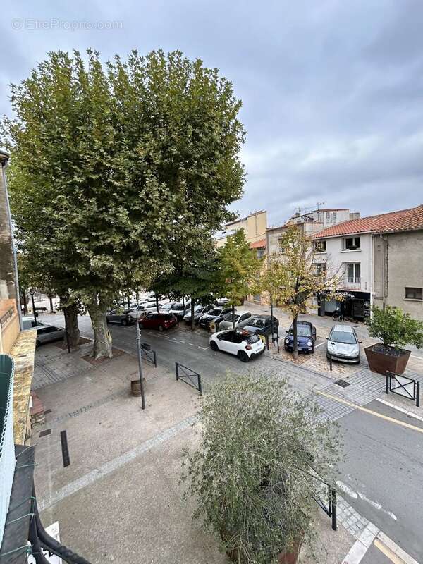 Appartement à PEZILLA-LA-RIVIERE