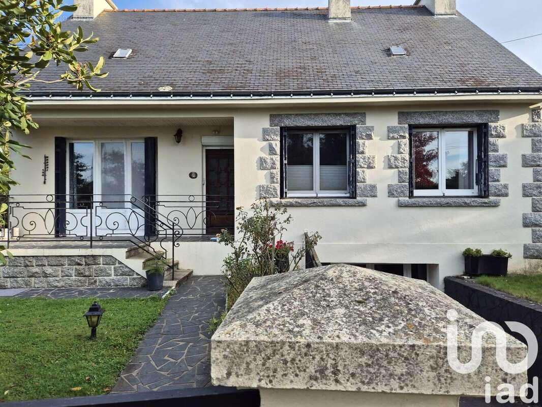 Photo 2 - Maison à MAEL-CARHAIX