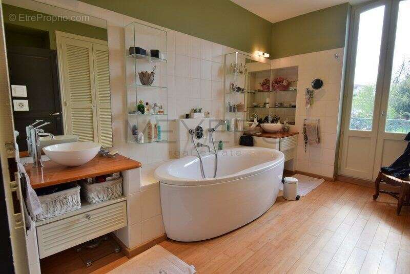 Maison à LE CREUSOT