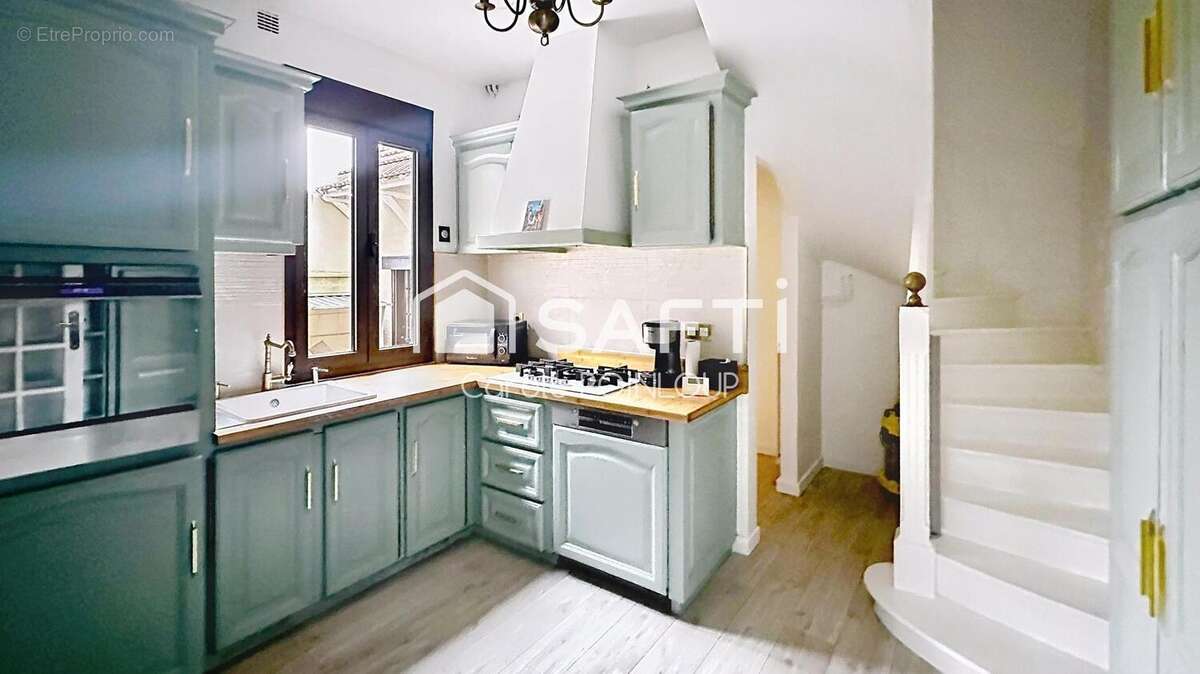 Maison 126 m² à Ozoir-La-Ferriere  - photo 4