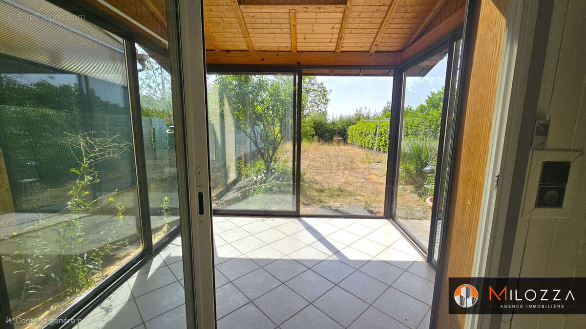 Maison 4 chambres avec garage et jardin - Saint-Quentin-Fallavier - photo 3