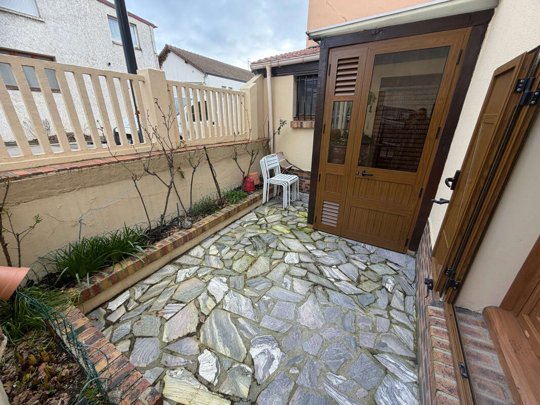 Maison à PETIT-COURONNE