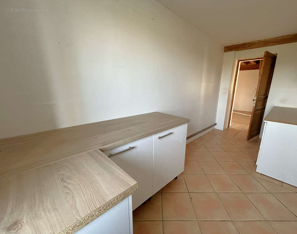 Maison à CHATILLON-SUR-CHALARONNE