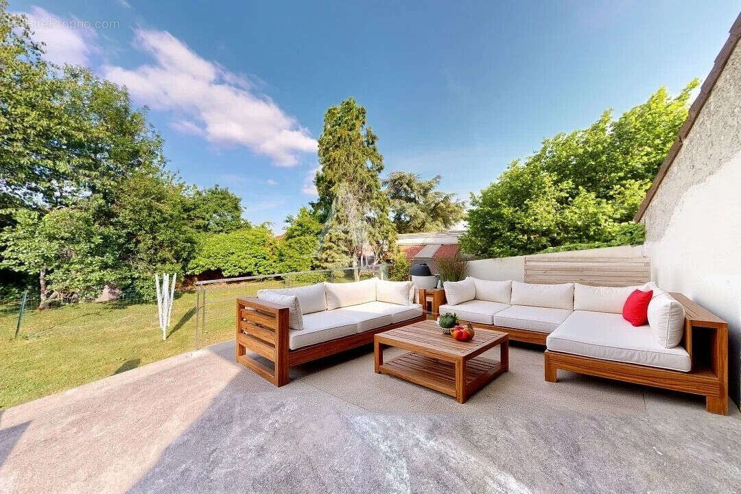 Maison à VILLIERS-SUR-MORIN