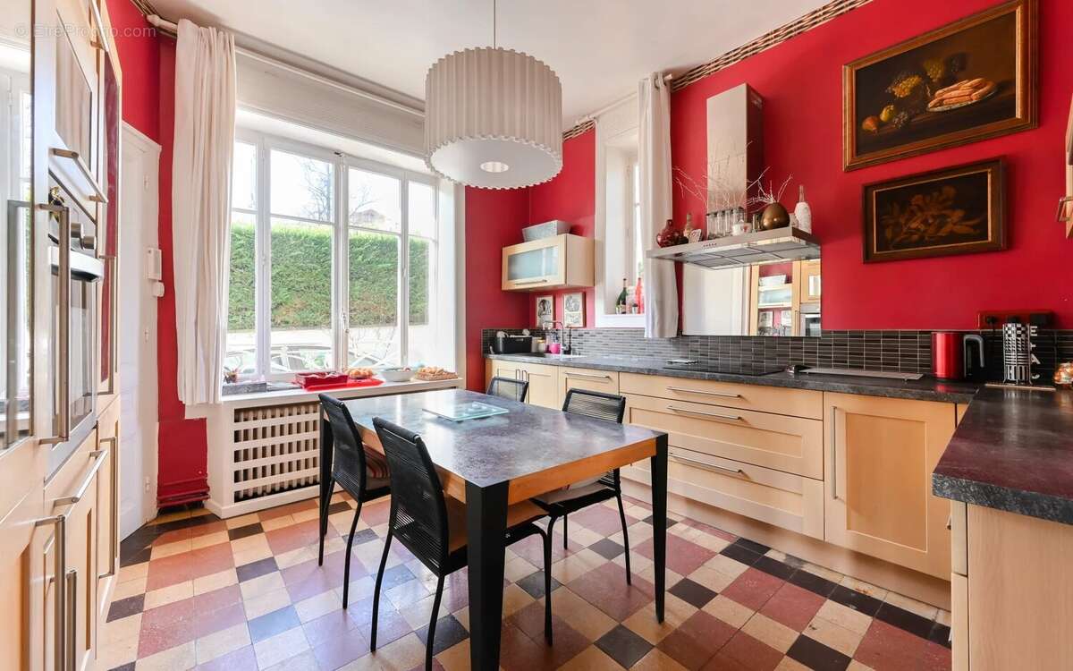 Maison à DARDILLY