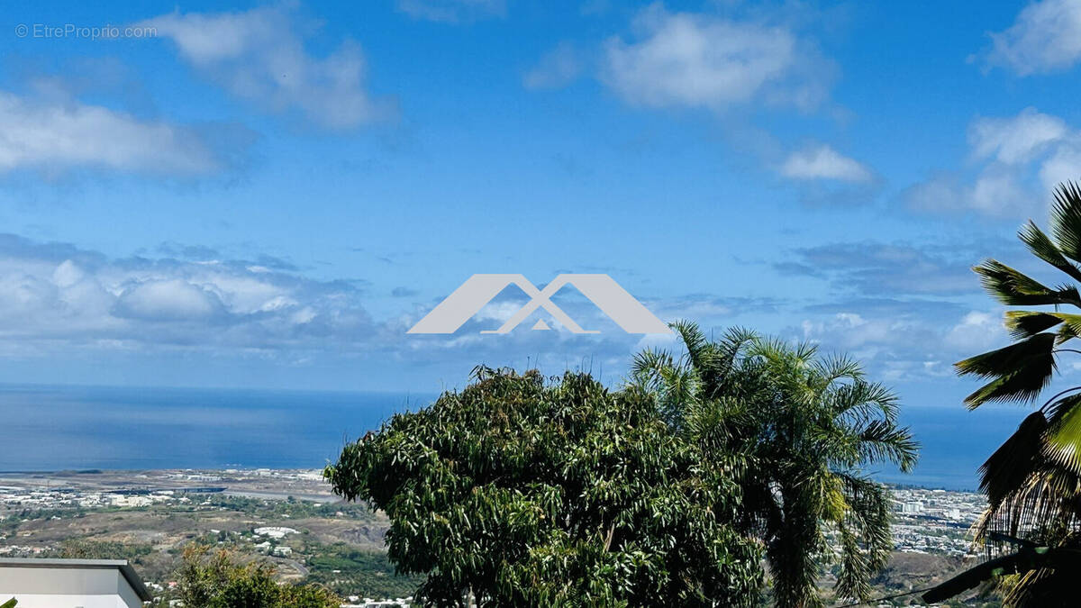 Terrain à SAINT-PAUL