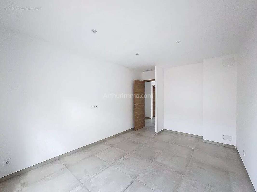 Appartement à CALVI