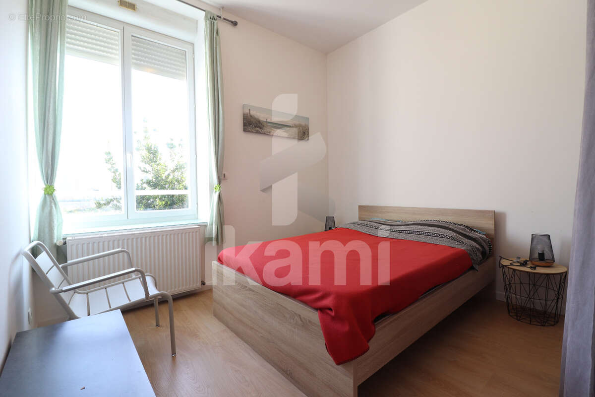 Appartement centre St Rambert d'Albon 3 chambres 93 m2 avec garage - photo 7