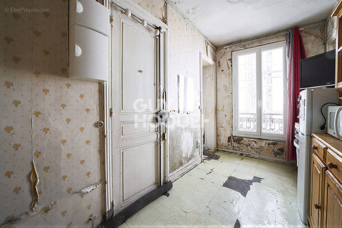 Appartement à PARIS-11E