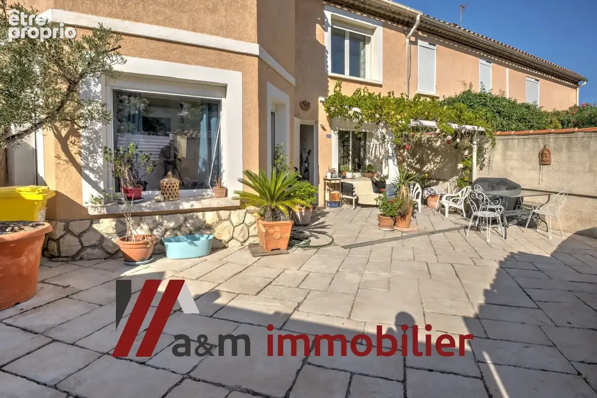 Maison de ville avec jardin et piscine au cœur de Châteauneuf - photo 2