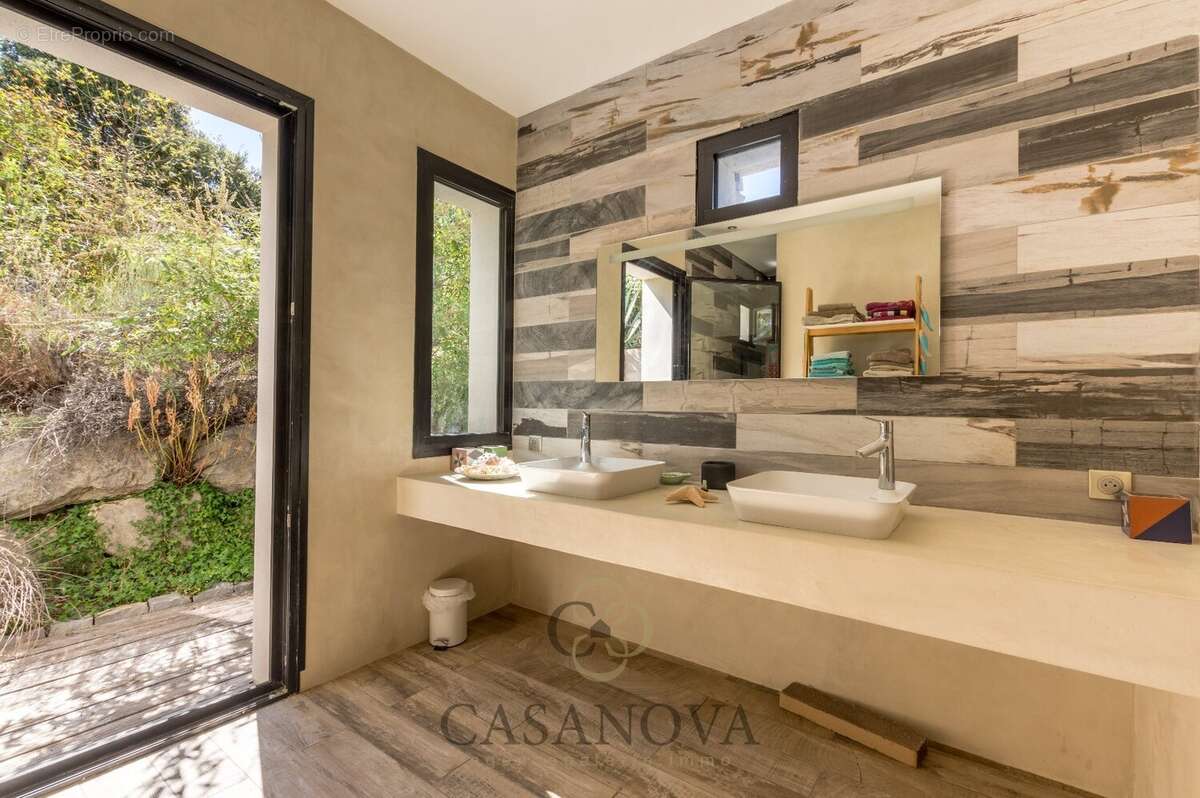 Maison à SAINT-GELY-DU-FESC