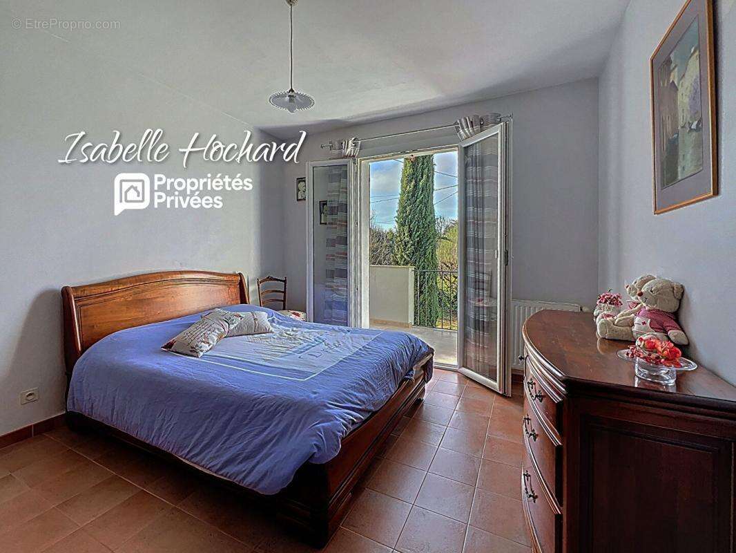Maison Saint Maximin La Sainte Baume 5 pièce(s) 123 m² - photo 11
