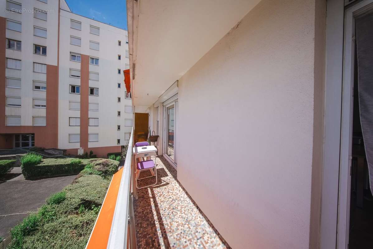 Appartement 75 m² à Clermont-Ferrand  - photo 2