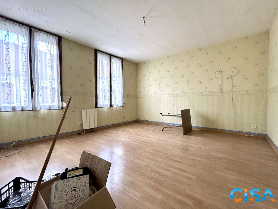 Appartement à NEUILLY-EN-THELLE