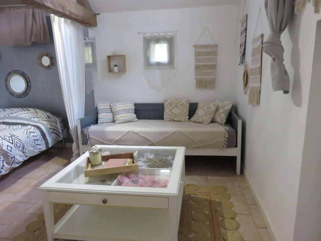 Grange longère avec dépendances et gîtes - photo 15