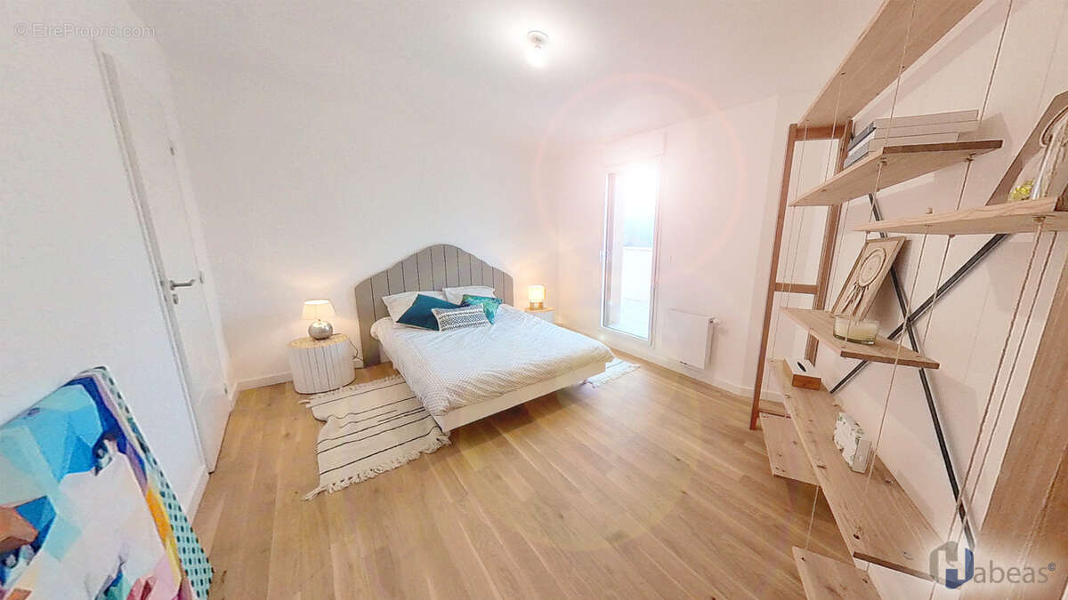 Appartement à VILLE-LA-GRAND