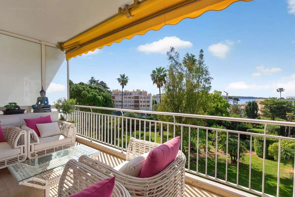 Appartement à CANNES