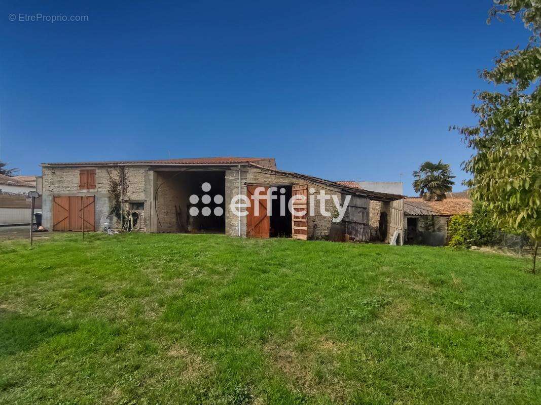 Maison à SAINT-SAUVEUR-D&#039;AUNIS