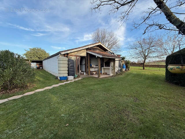 Maison à SAINT-AULAYE