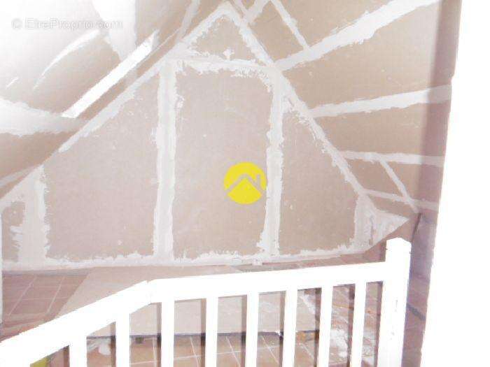 Maison à TOURNON-SAINT-MARTIN