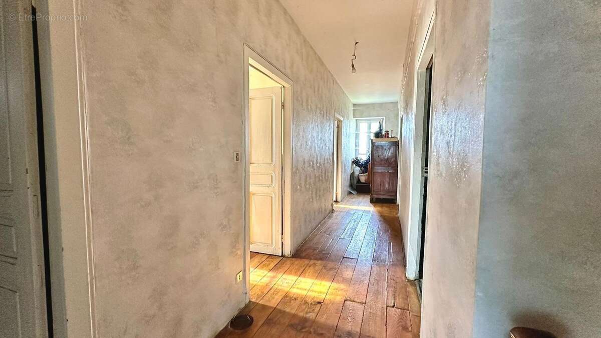 Maison à RIEUPEYROUX