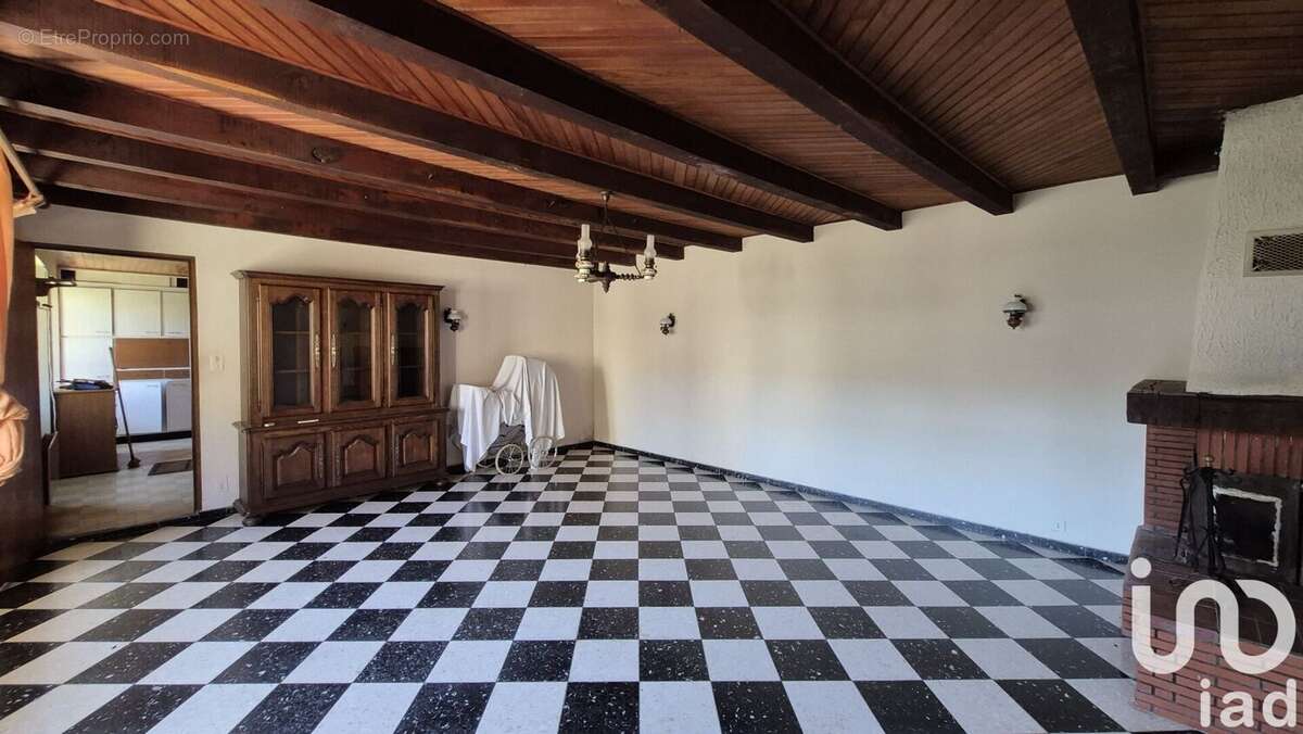 Photo 5 - Maison à ENTRAYGUES-SUR-TRUYERE