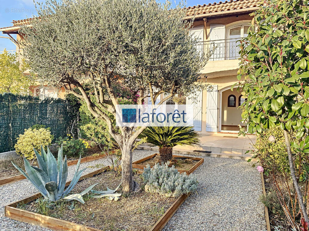 Maison à CAGNES-SUR-MER