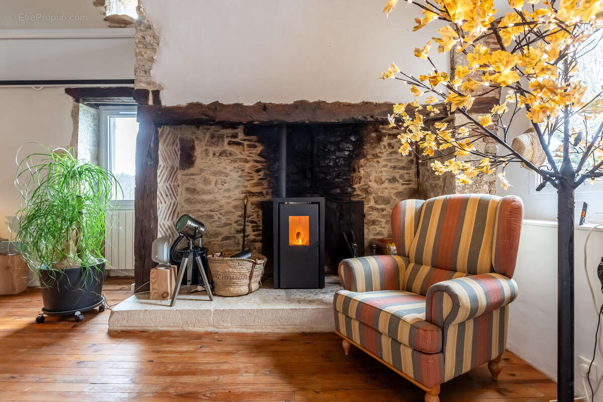 Propriété de campagne avec gîte, écuries et dépendances - photo 28