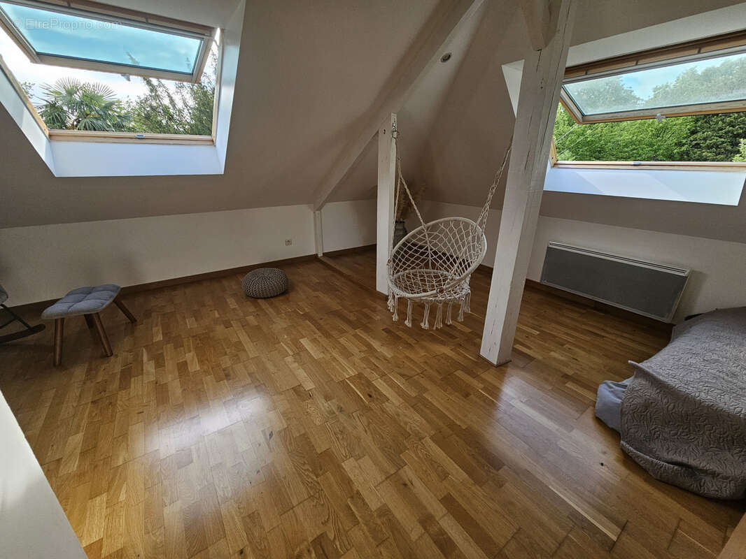 Maison à VOIVRES-LES-LE-MANS