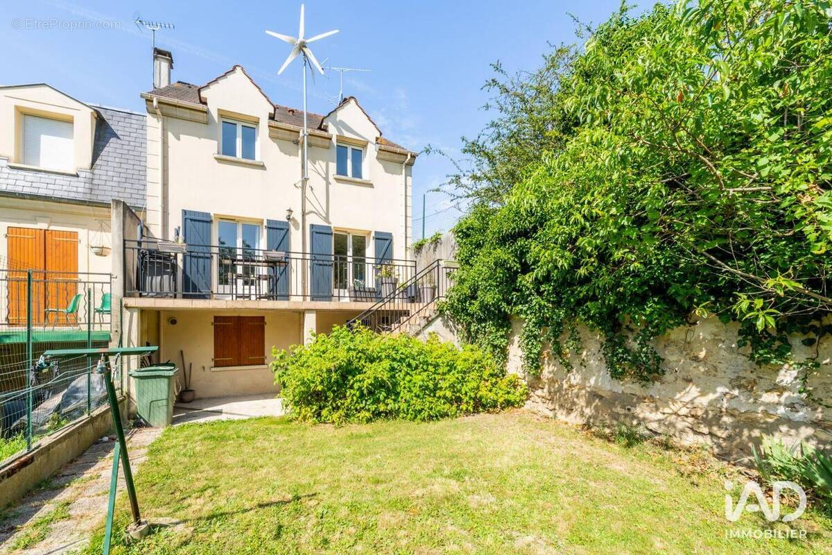 Photo 1 - Maison à CHEVILLY-LARUE