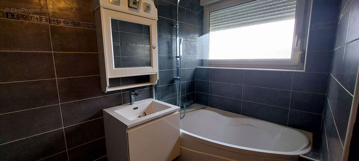 Maison Jarny 9 pièce(s) 138 m2 - photo 2