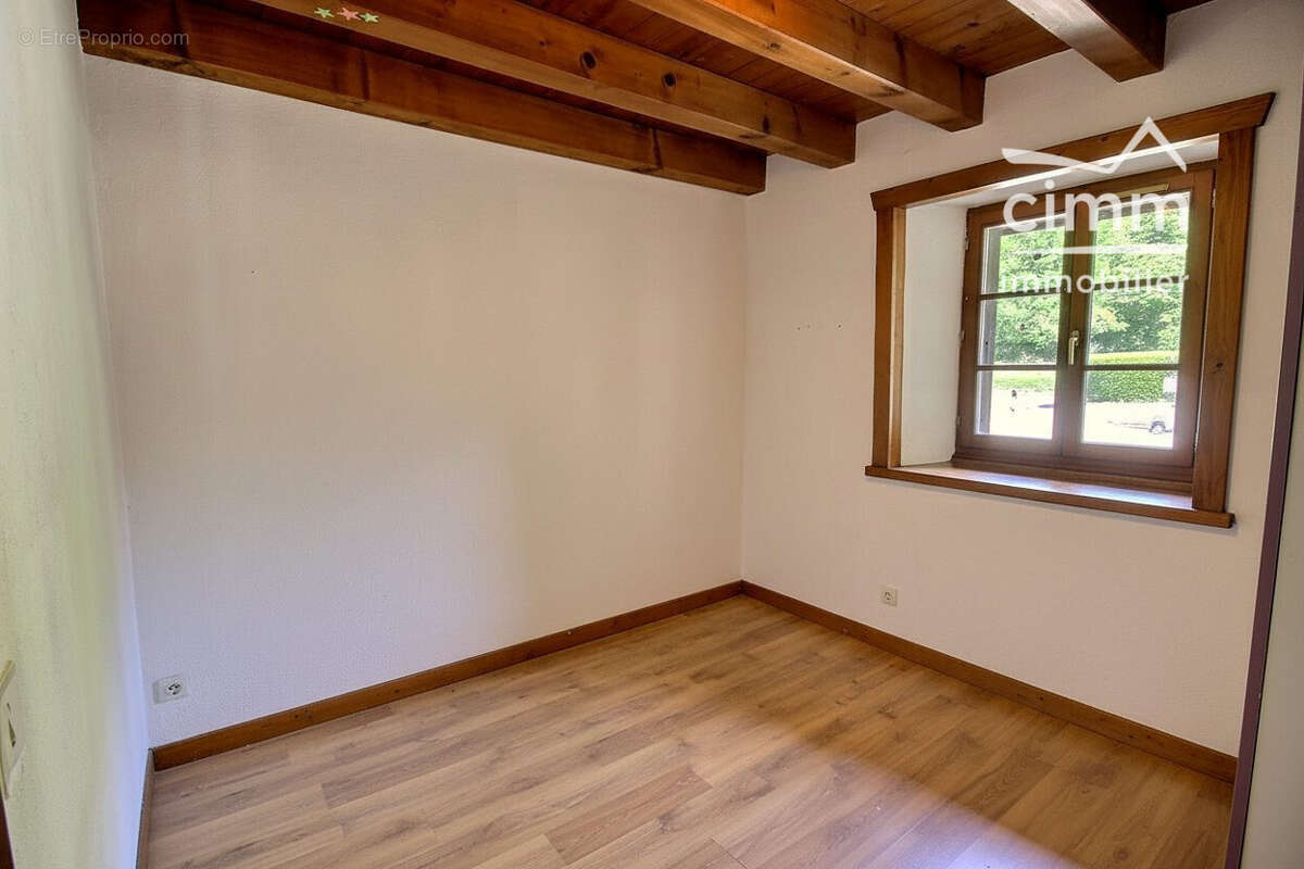 Maison 408 m² à Verchaix  - photo 7