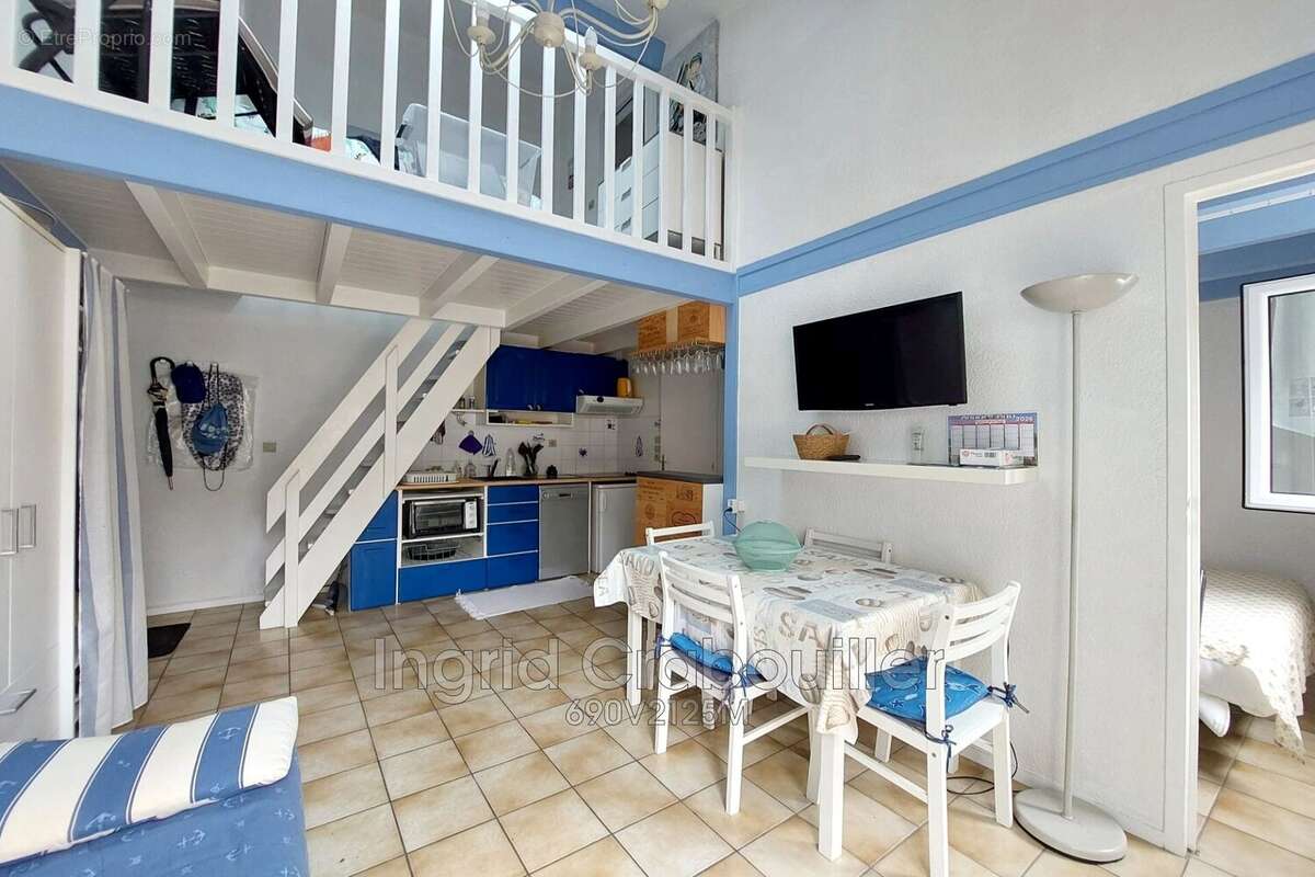 Maison à LES MATHES
