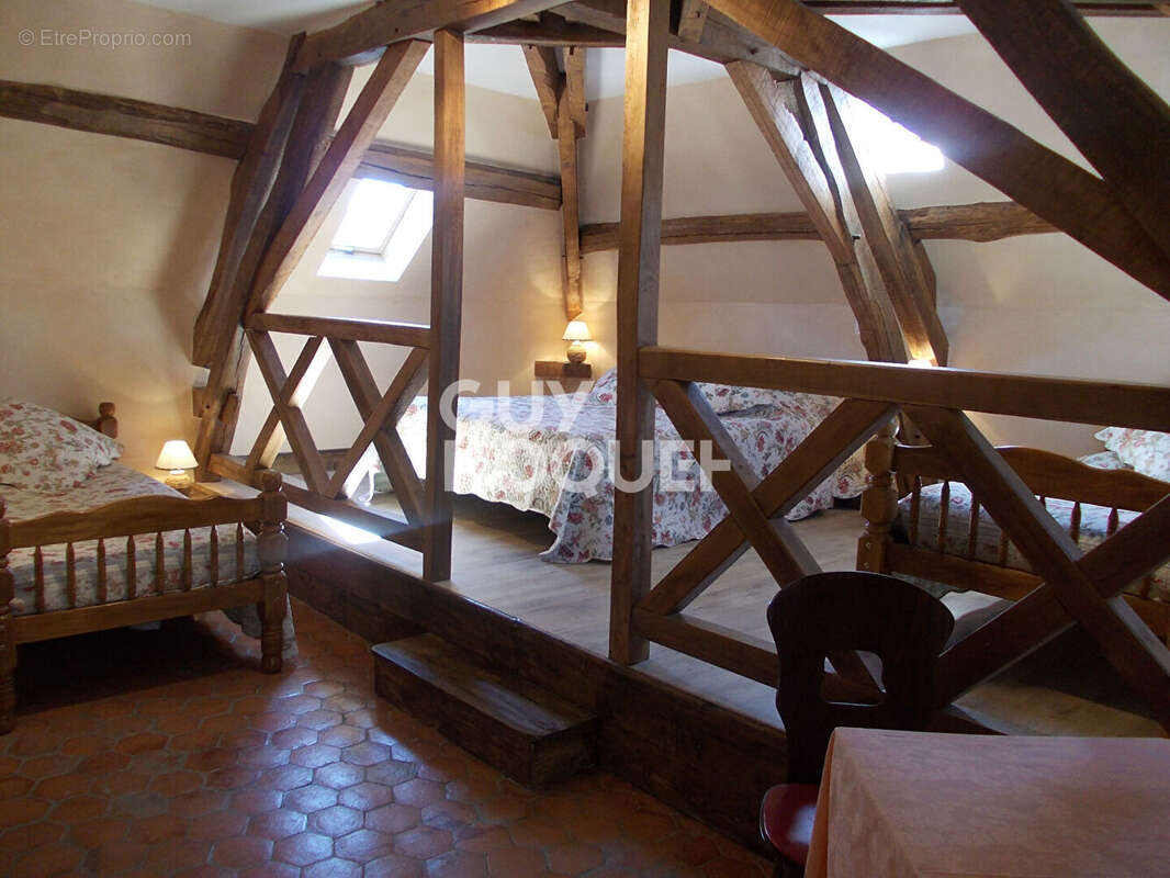 Commerce à ALLIGNY-EN-MORVAN